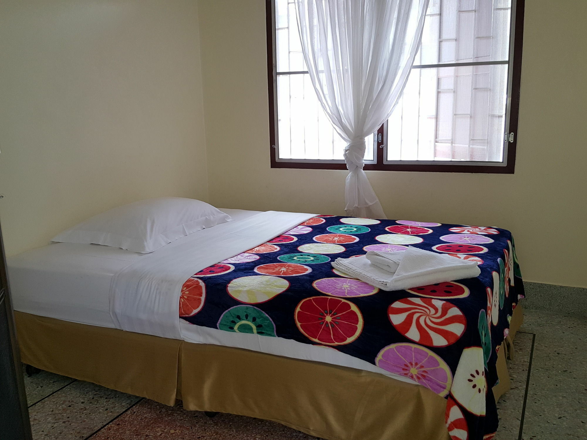 Emmanuel Guesthouse Prachuap Khiri Khan Bagian luar foto