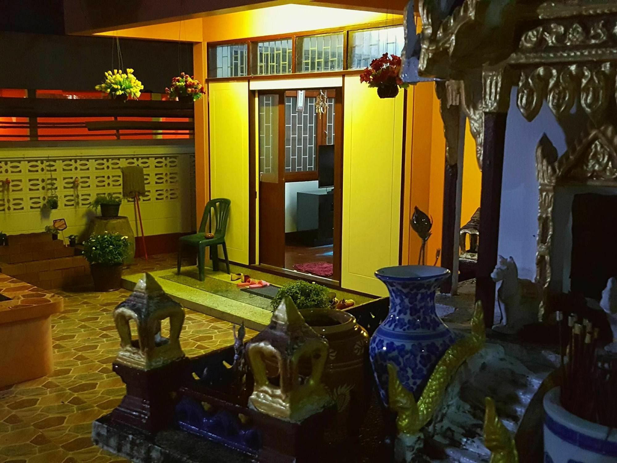 Emmanuel Guesthouse Prachuap Khiri Khan Bagian luar foto