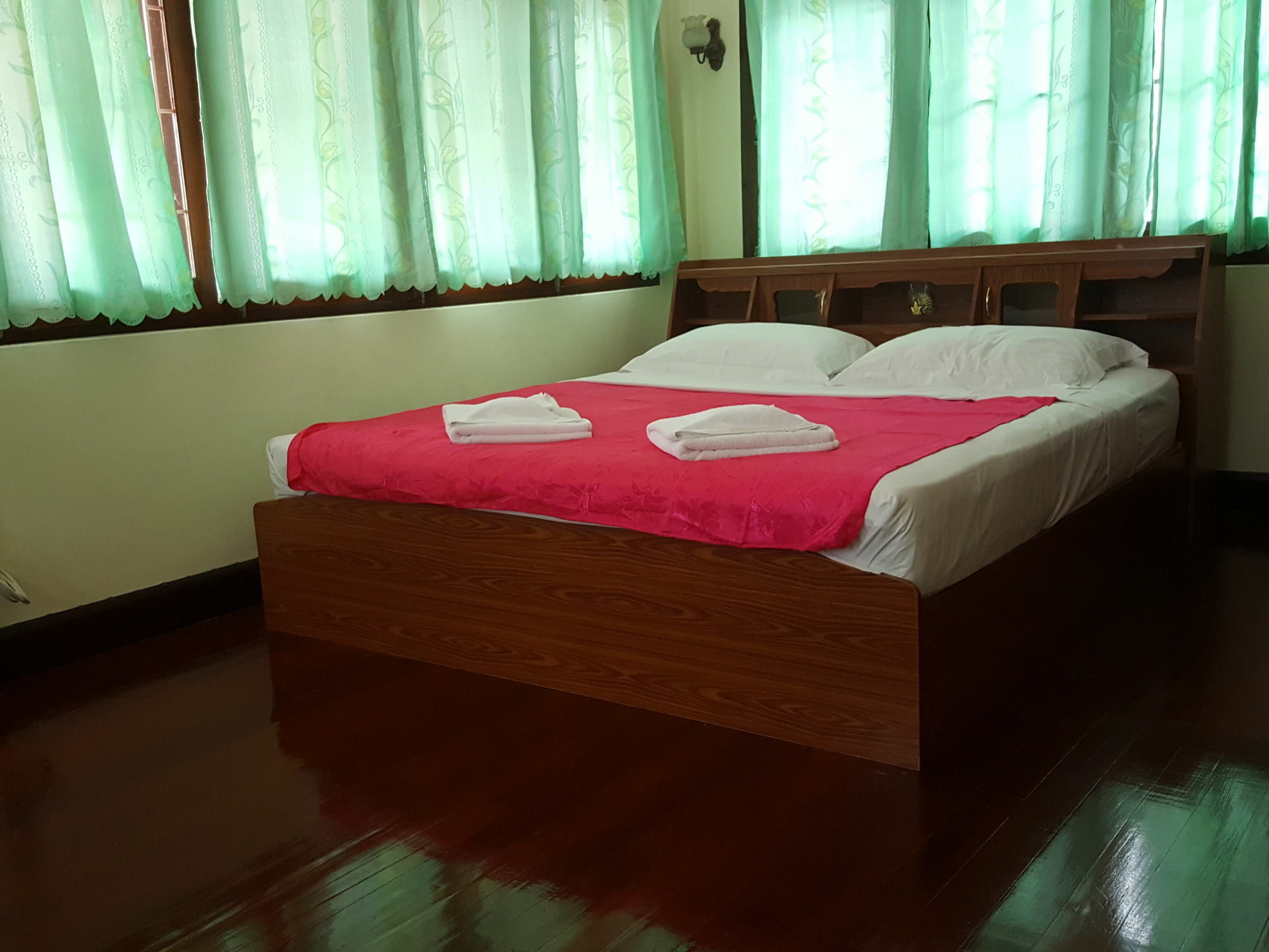 Emmanuel Guesthouse Prachuap Khiri Khan Bagian luar foto